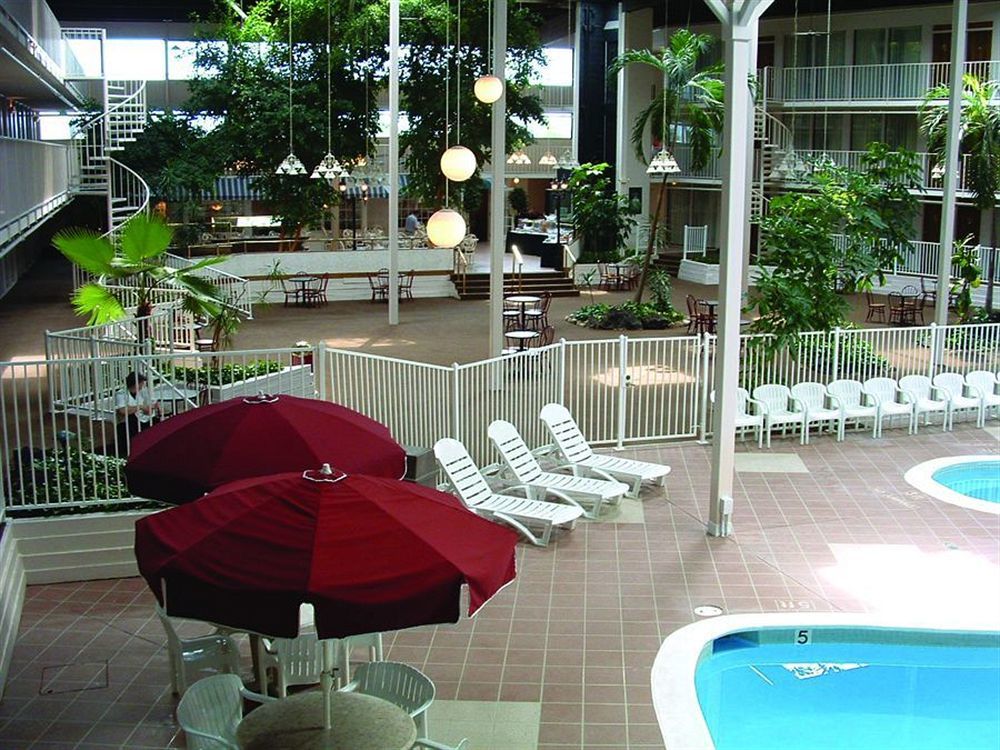 Quality West - Area Inn